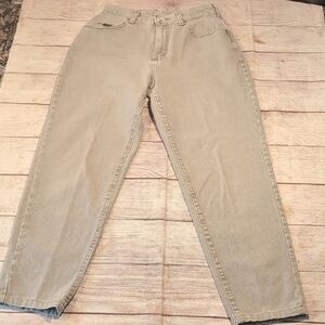 Lee Riveted Vintage Light Green Hihg Rise Mom Jeans Size 8